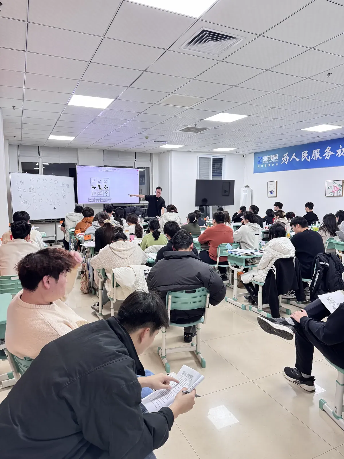 石家庄同道知仕教育科技有限公司 办公环境与团队活动实景 3
